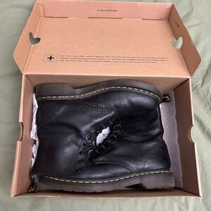 Dr. Martens 1460 Pascal Virginia Leather Boots